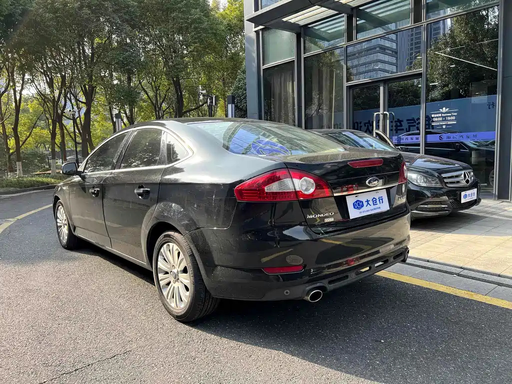 FORD MONDEO - WINNER 2010