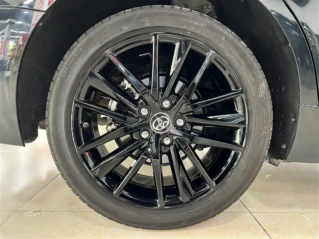 TOYOTA CAMRY 2022