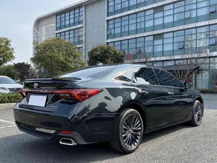 TOYOTA AVALON 2023