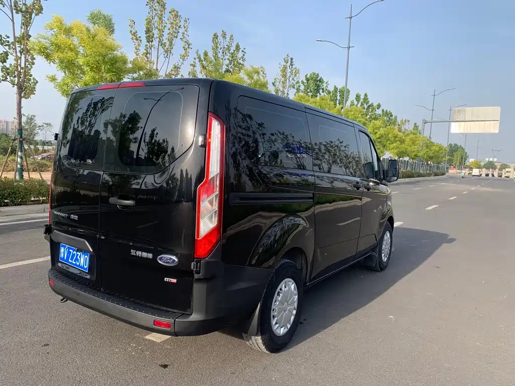FORD TRANSIT 2018