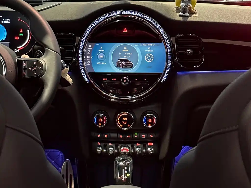 MINI JCW 2023