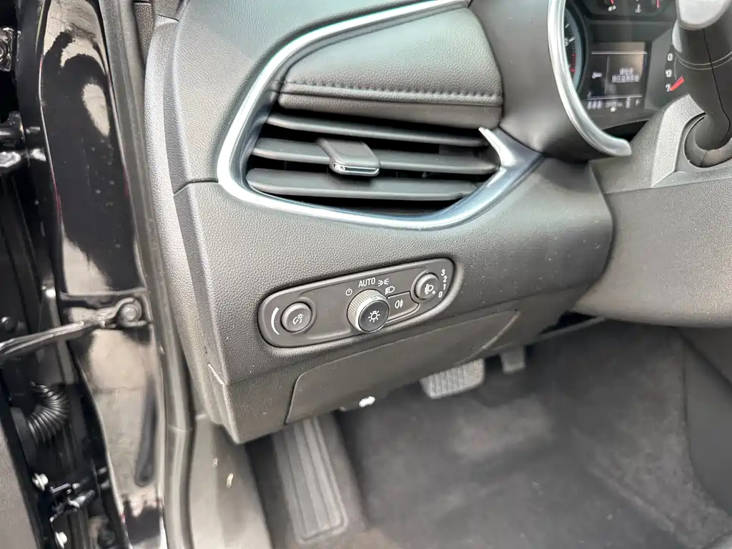 CHEVROLET MALIBU XL 2021