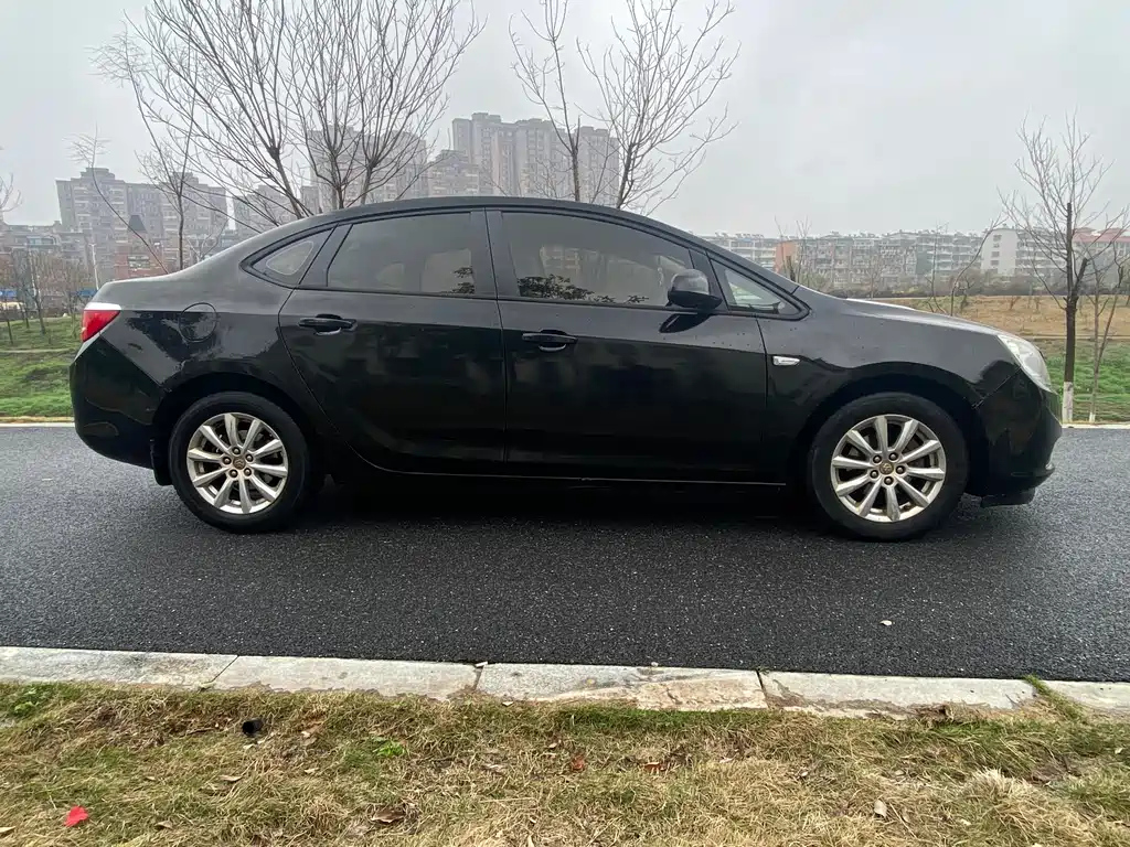 BUICK EXCELLE 2013
