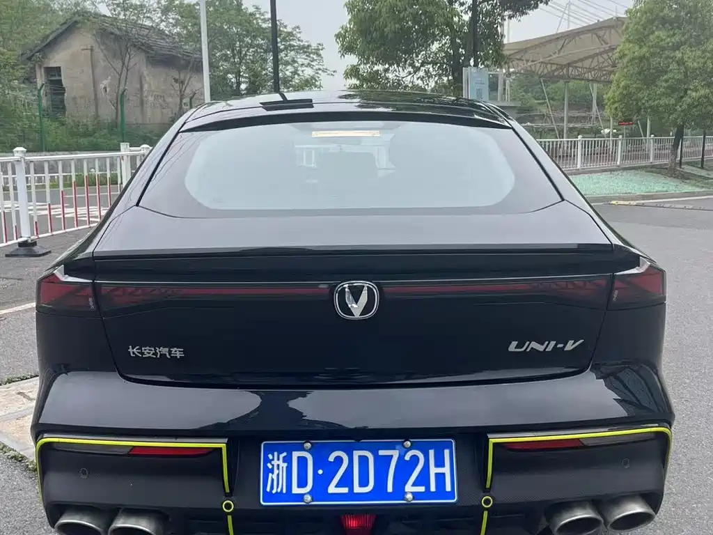 CHANGAN UNI-V 2024