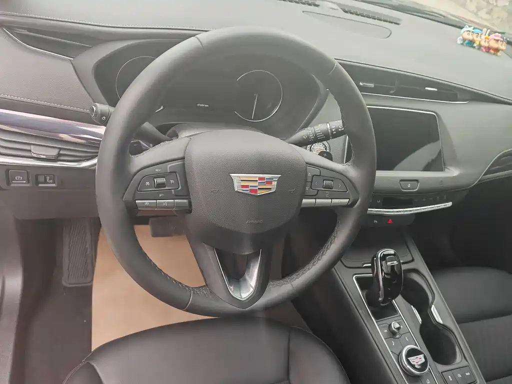 CADILLAC XT4 2021