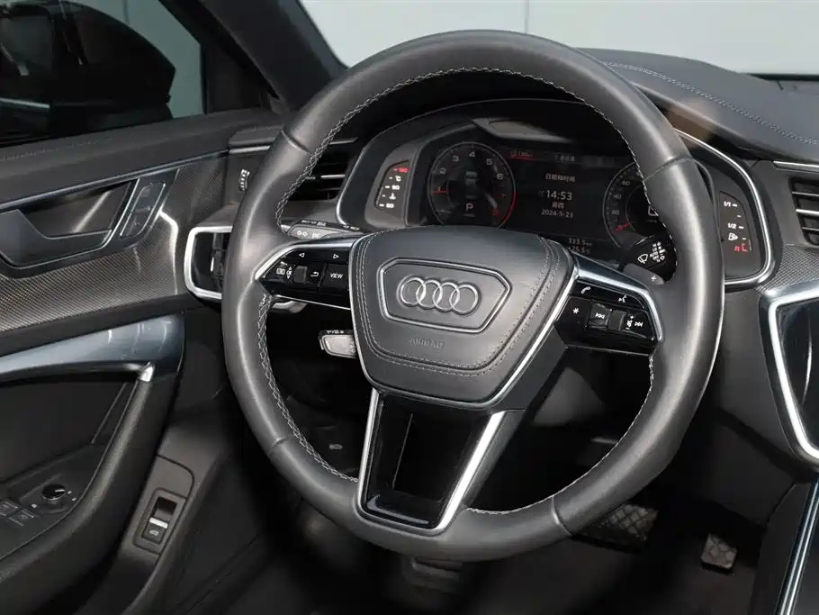 AUDI A6L 2023