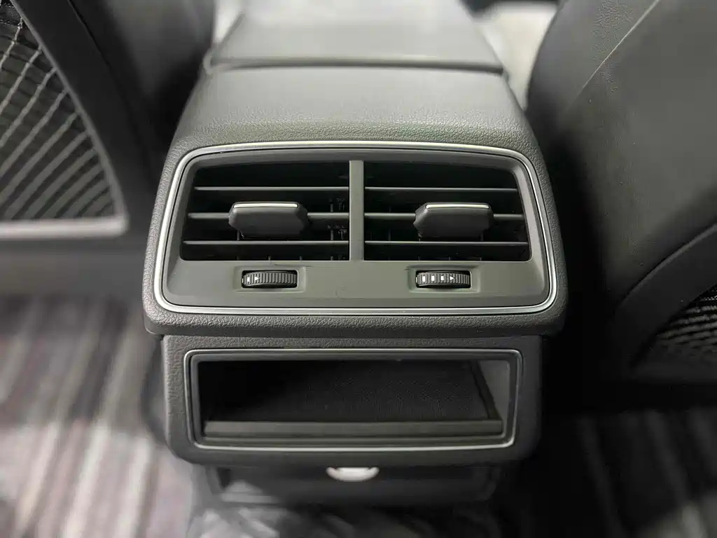 AUDI A6L 2021
