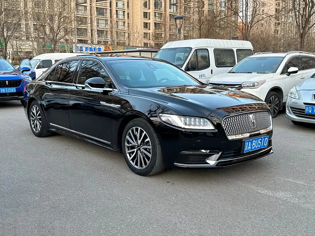 LINCOLN CONTINENTAL 2018