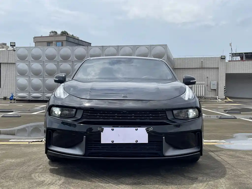 LYNK&CO 03 2021