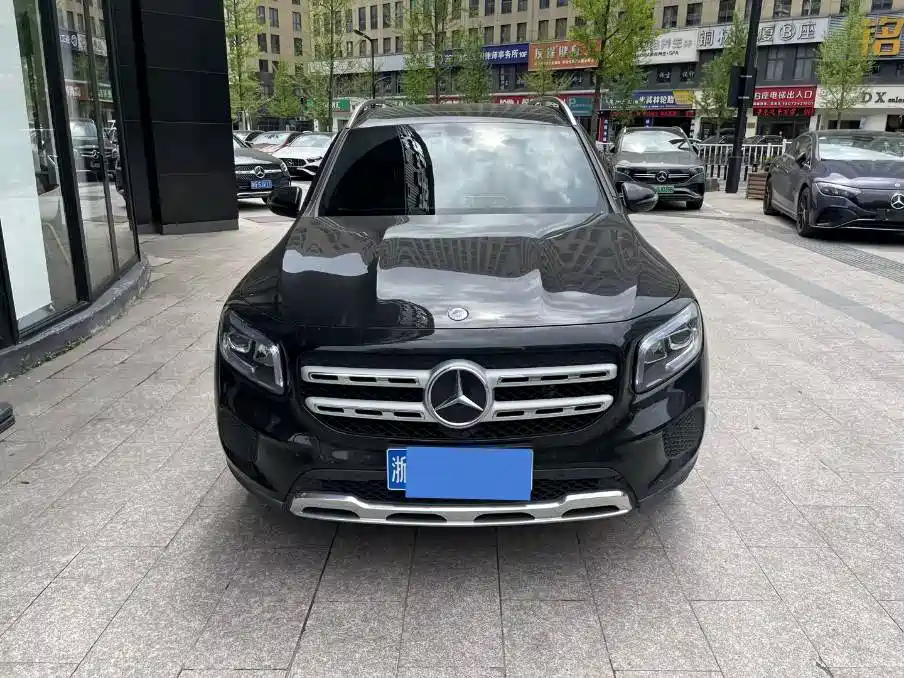 MERCEDES BENZ GLB 2022