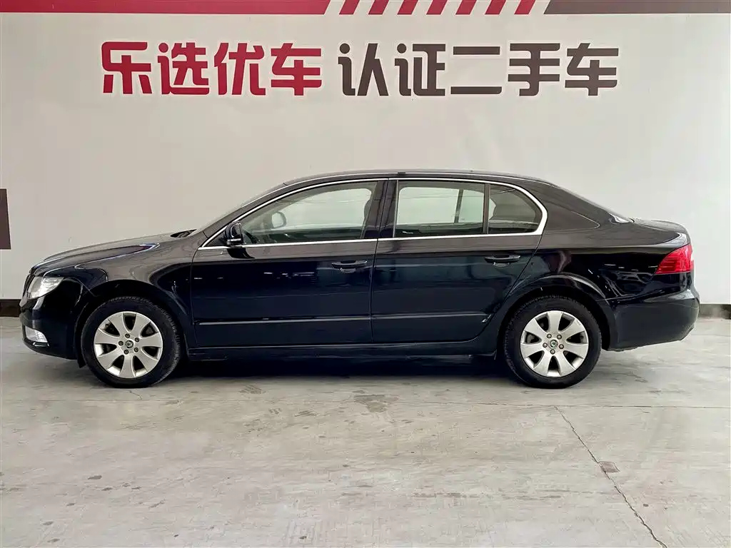 SKODA SUPERB 2010