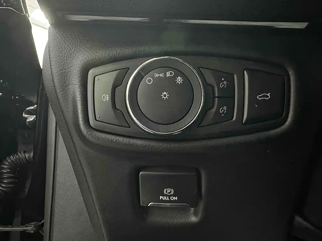 LINCOLN MKZ 2019