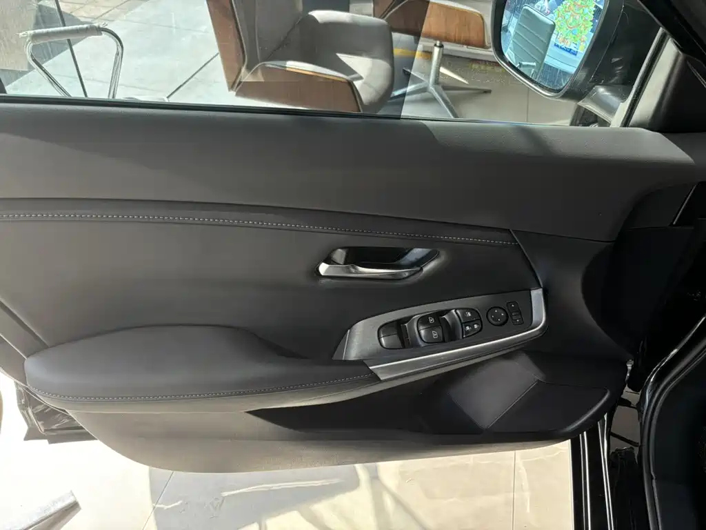 NISSAN SYLPHY 2022