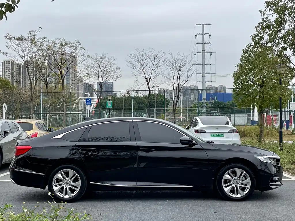 HONDA ACCORD 2020