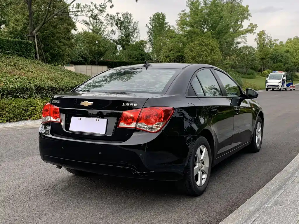 CHEVROLET CRUZE 2012