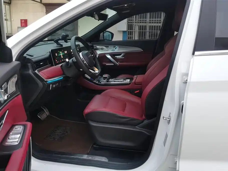 JETOUR X70 PLUS 2022