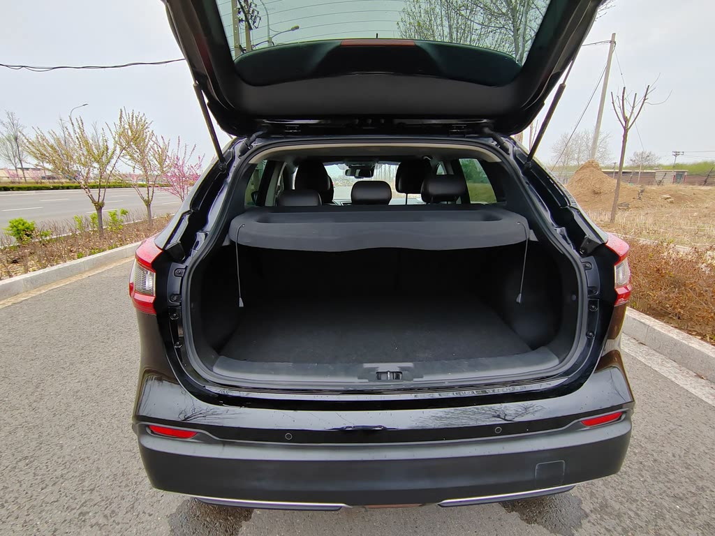 NISSAN QASHQAI 2022