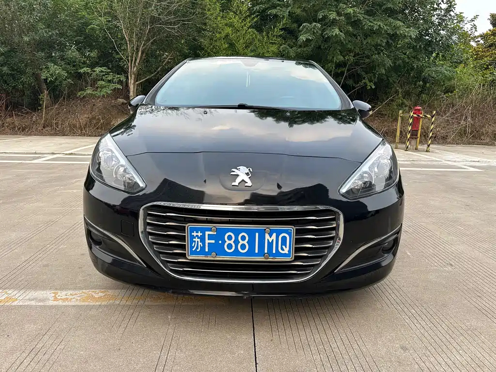 PEUGEOT 308 2012