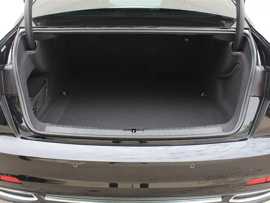 AUDI A6L 2021