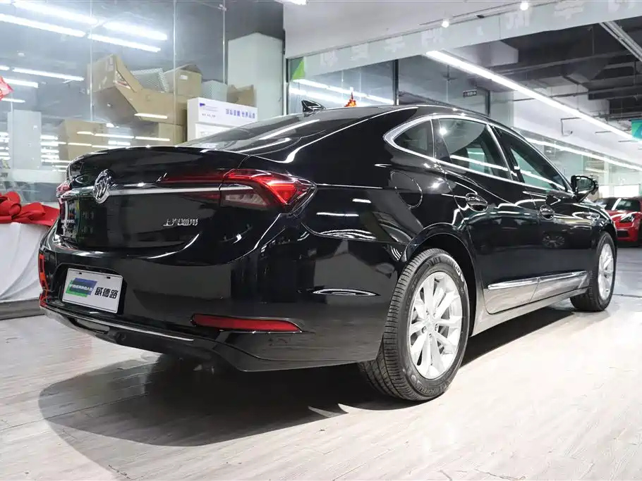 BUICK LACROSSE 2022