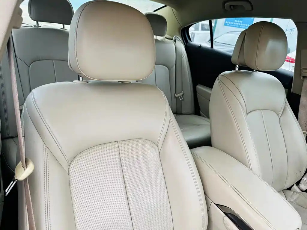 BUICK LACROSSE 2013