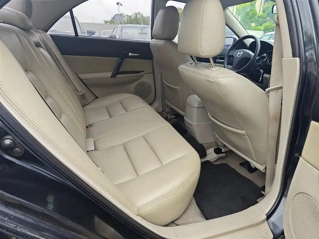 MAZDA 6 2010