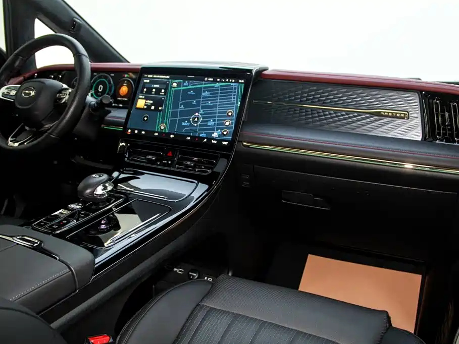 TRUMPCHI M8 2023