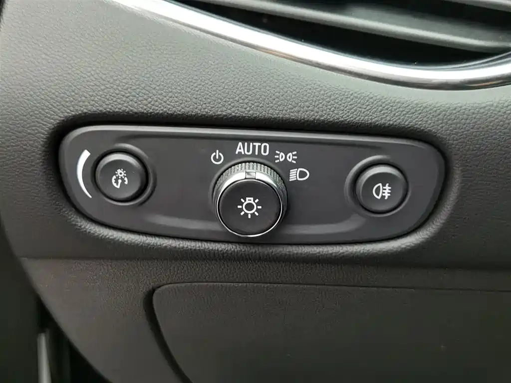 CHEVROLET MALIBU XL 2023