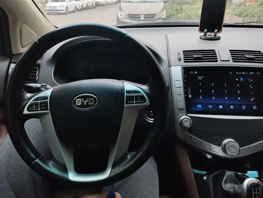 BYD S6 2015