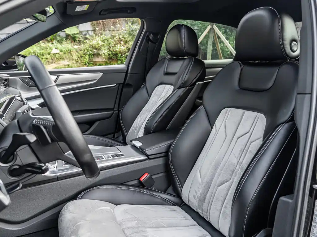 AUDI A6L 2020