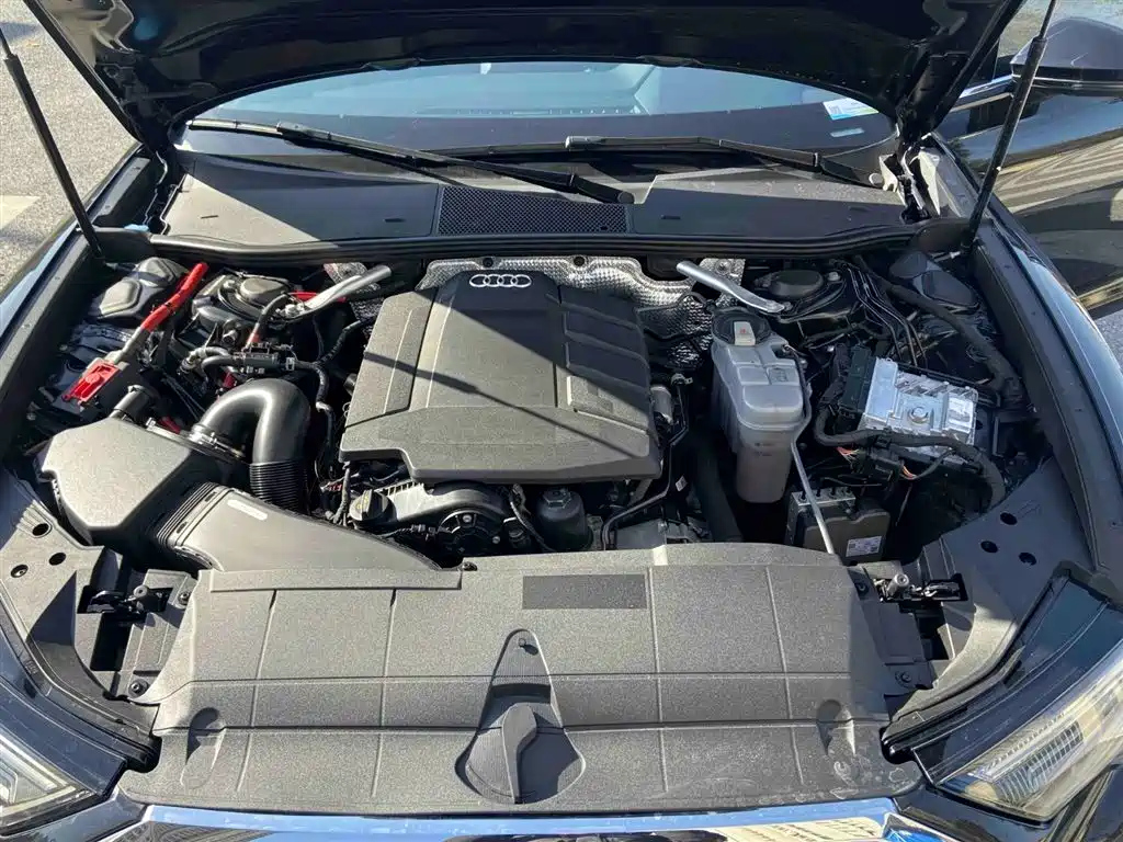 AUDI A6L 2020