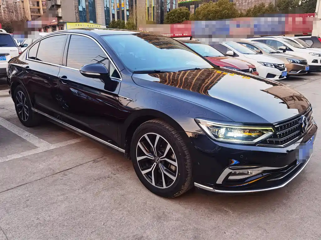 VOLKSWAGEN MAGOTAN 2021