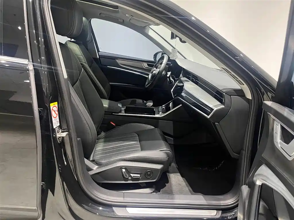 AUDI A6L 2023