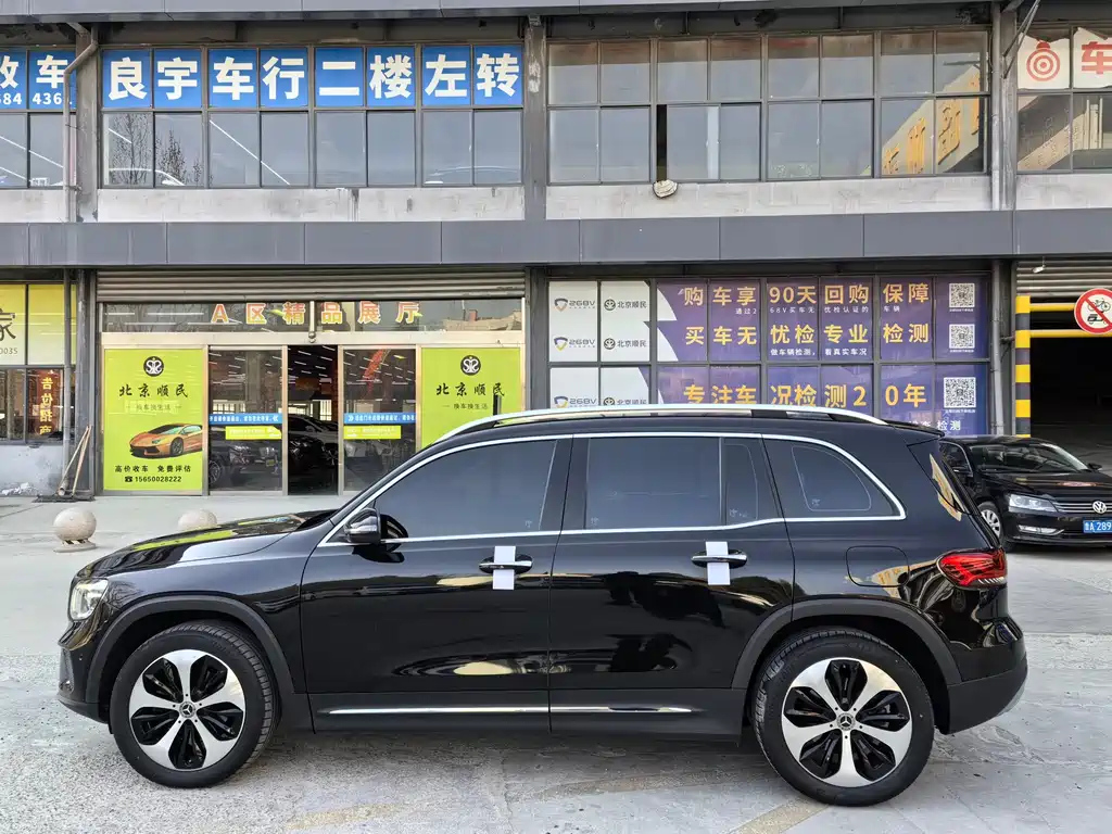 MERCEDES BENZ GLB 2022