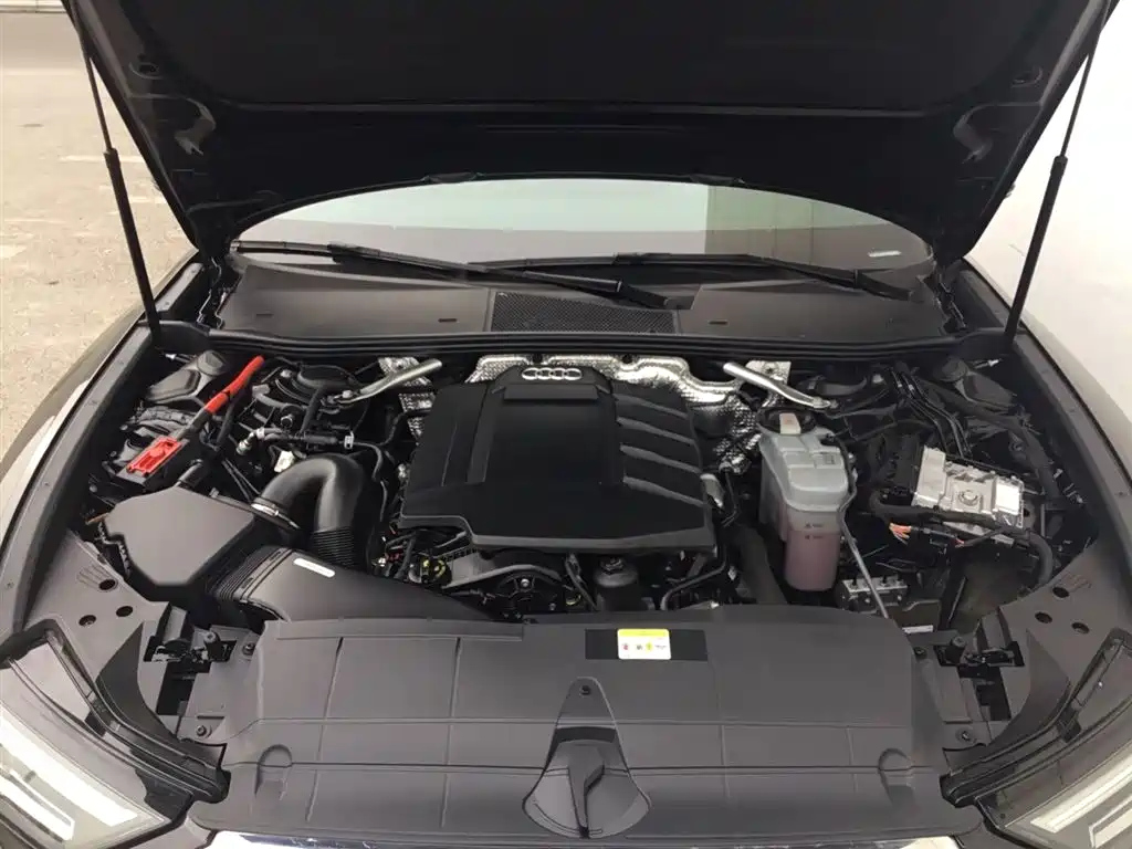 AUDI A6L 2021