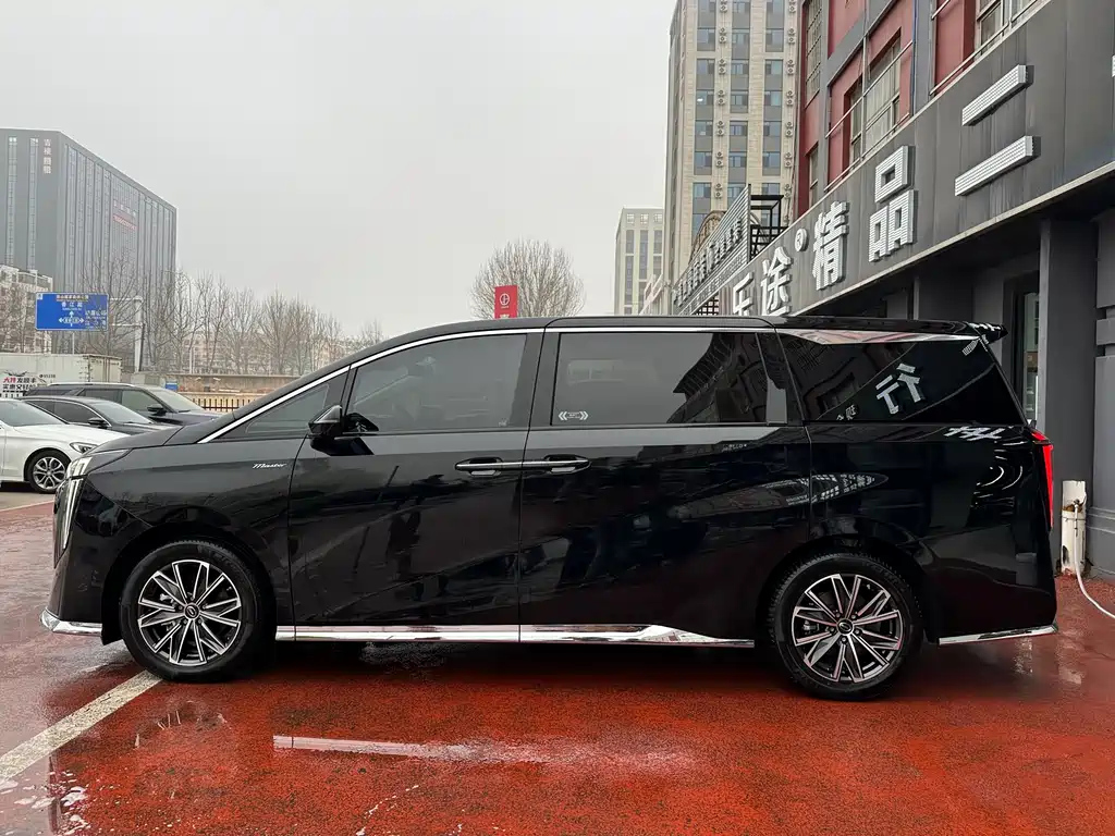 TRUMPCHI M8 2023