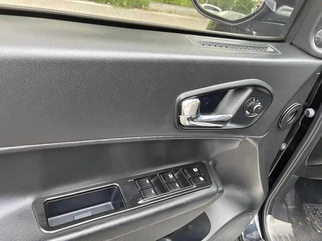 TRUMPCHI GS5 2015