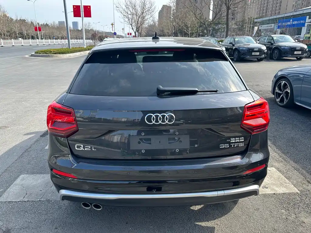 AUDI Q2L 2020