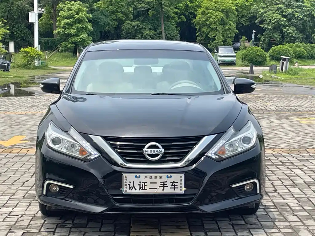 NISSAN TEANA 2018