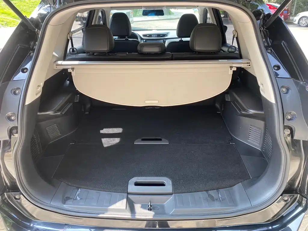 NISSAN X-TRAIL 2017