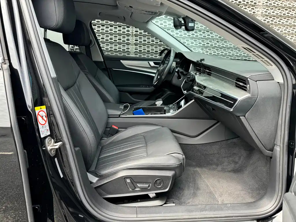 AUDI A6L 2021