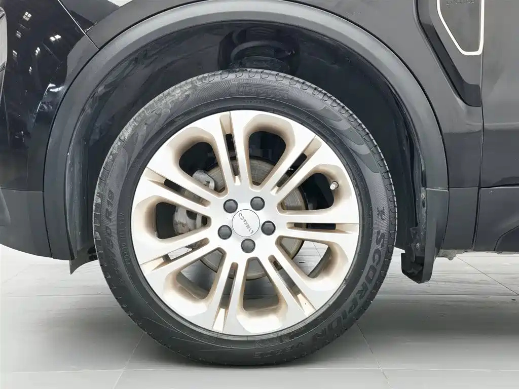 LYNK&CO 01 2018