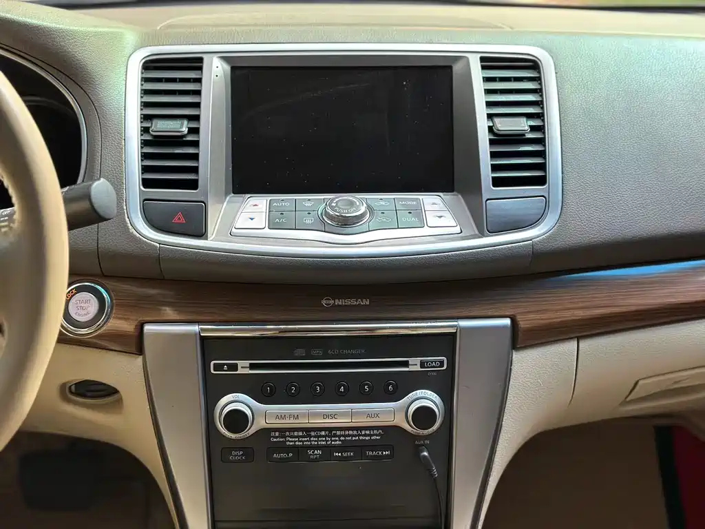 NISSAN TEANA 2013
