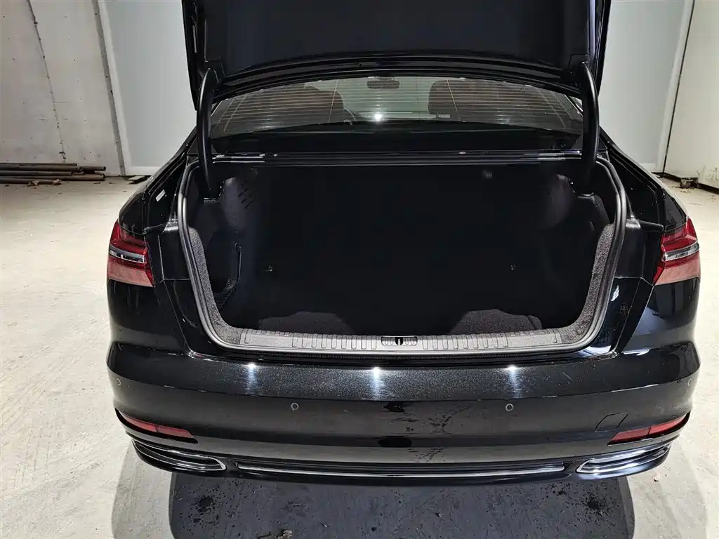 AUDI A6L 2021