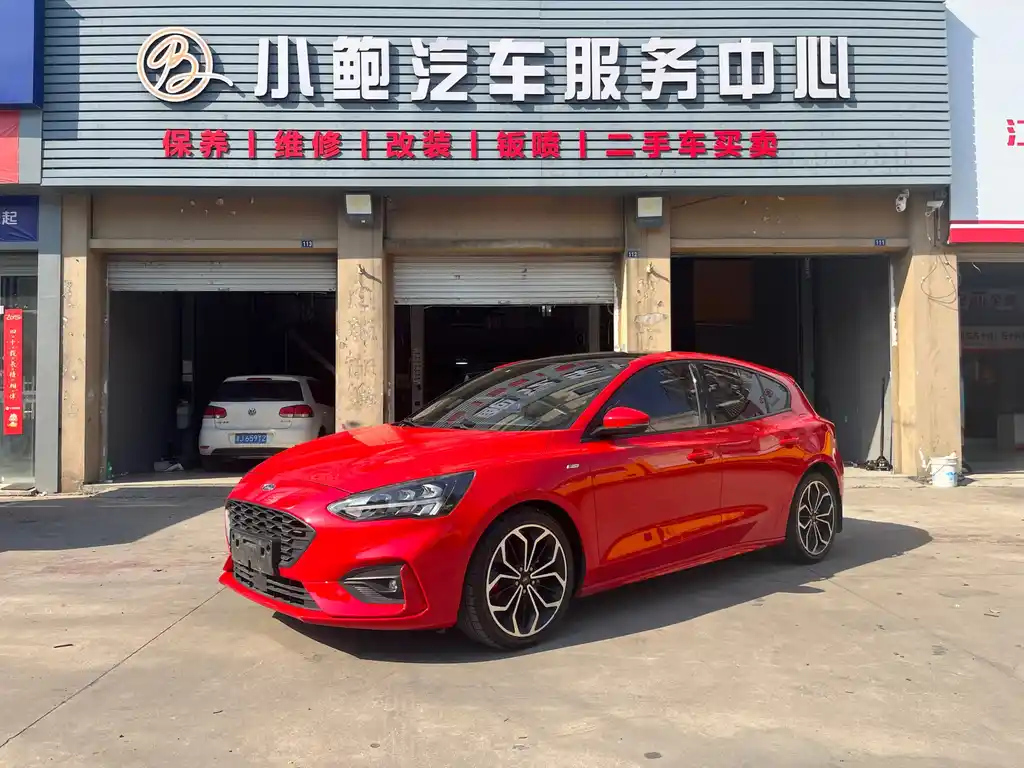 FORD FOCUS 2021