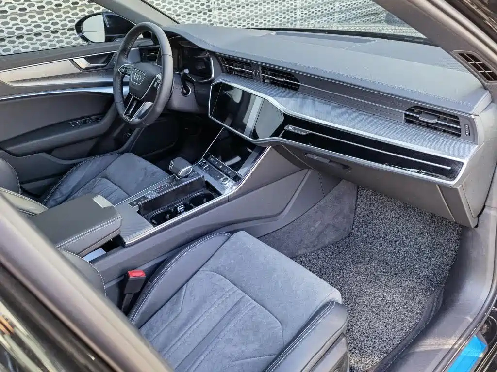 AUDI A6L 2020