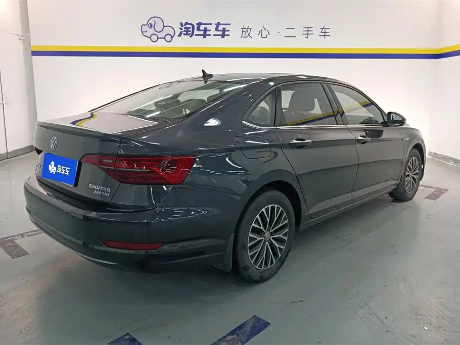 VOLKSWAGEN SAGITAR 2021