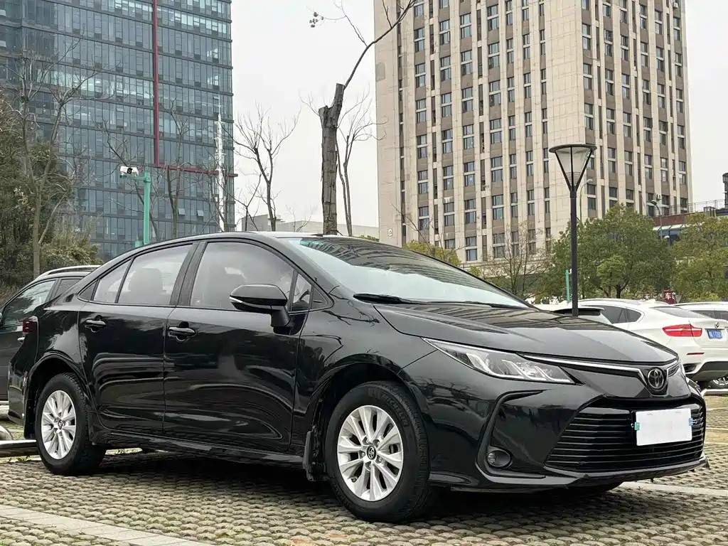 TOYOTA COROLLA 2020