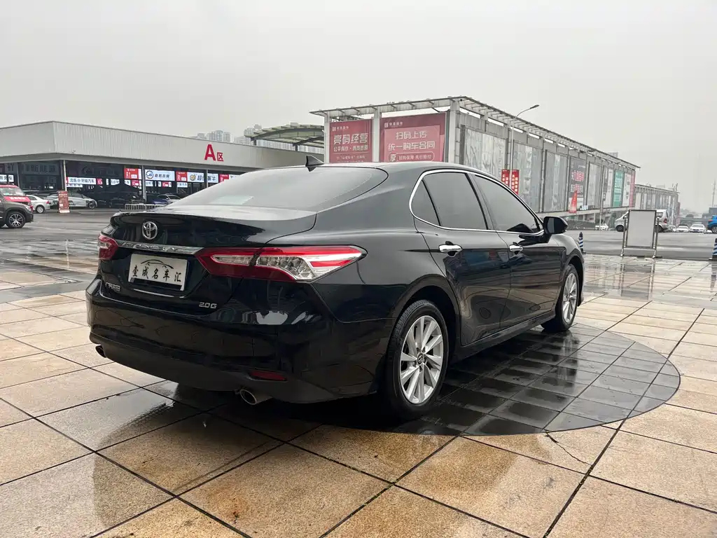 TOYOTA CAMRY 2022
