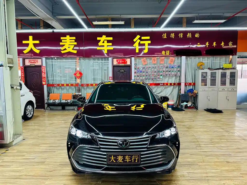 TOYOTA AVALON 2021